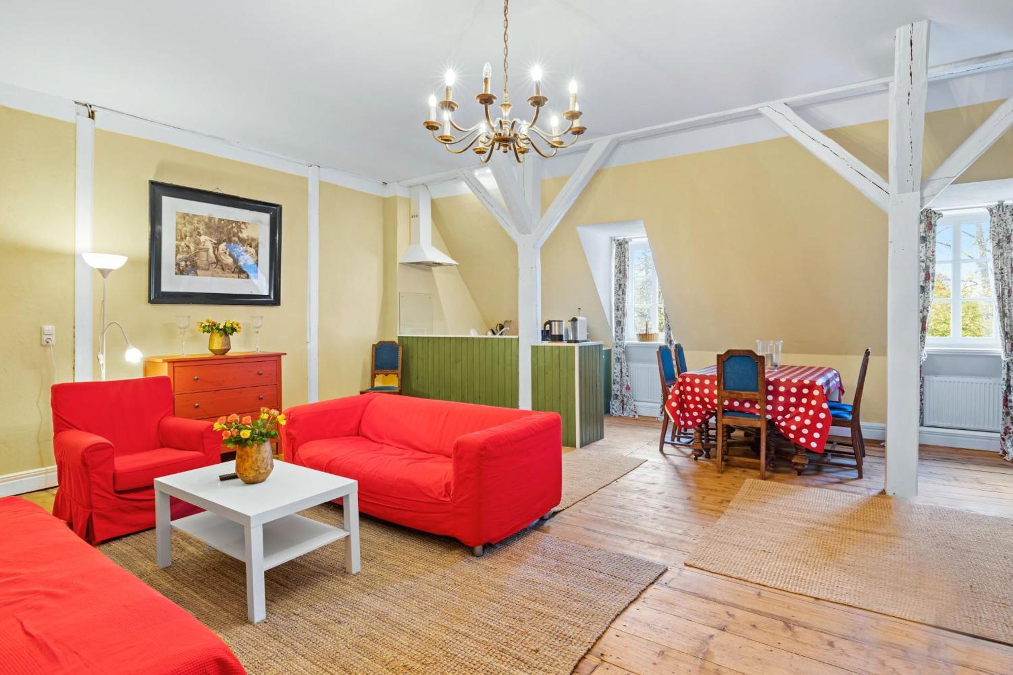 Landferienwohnung Im Gutshaus Ofc 28 *