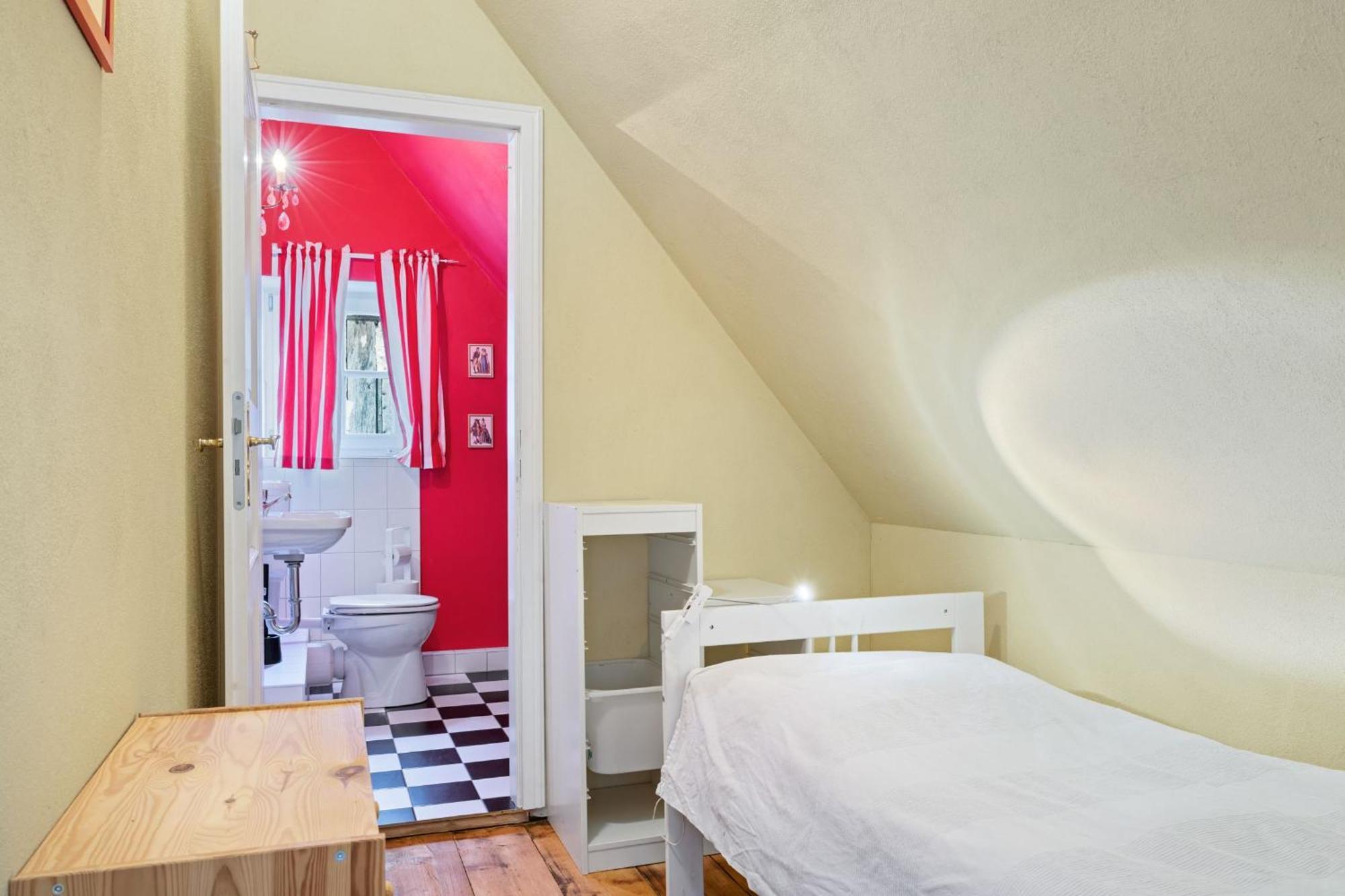 Landferienwohnung Im Gutshaus Ofc 28 * Rostock